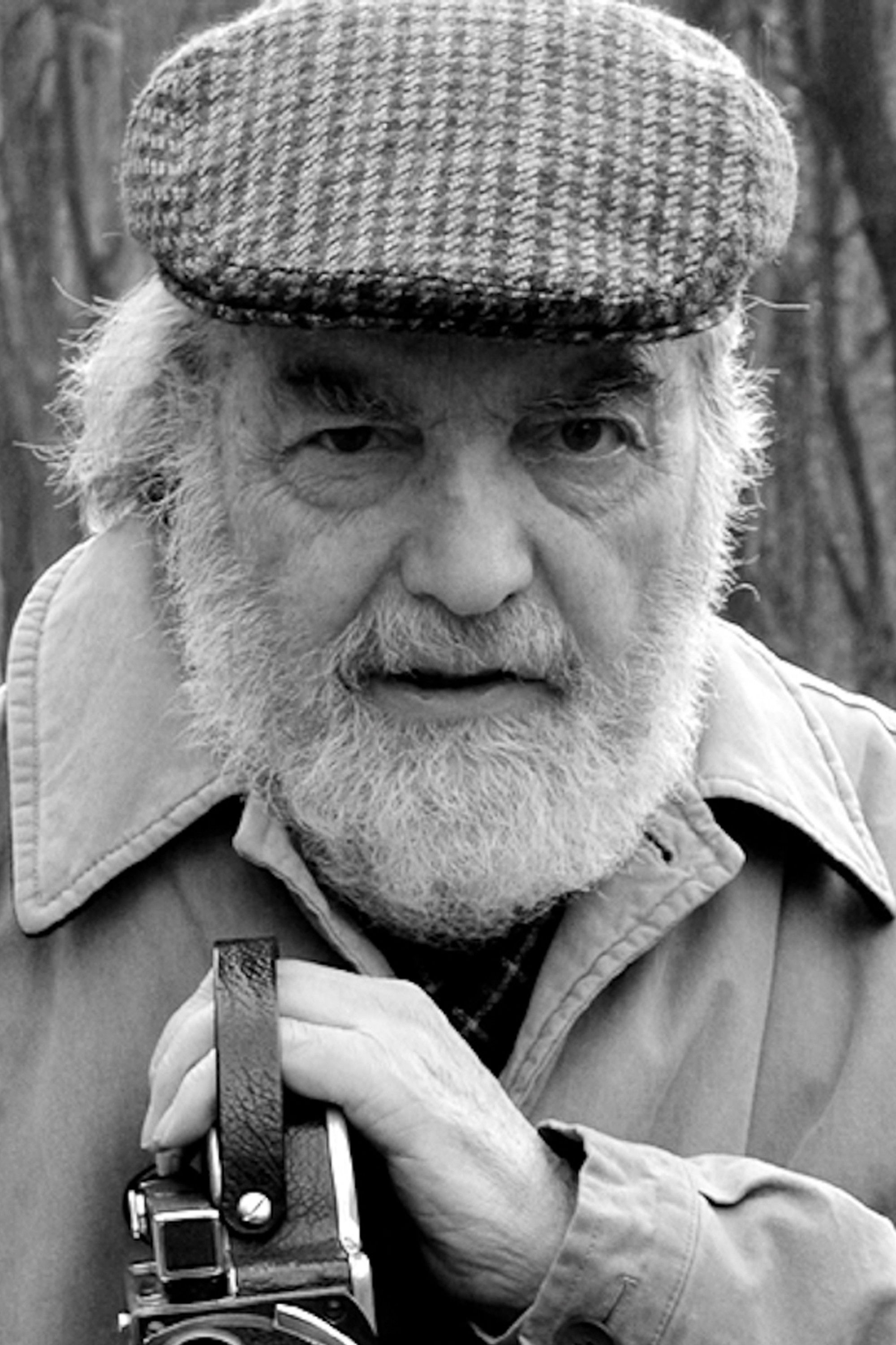 et billede af Osvaldo Bayer