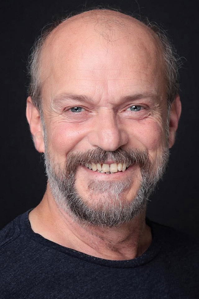 et billede af Coşkun Özmeriç