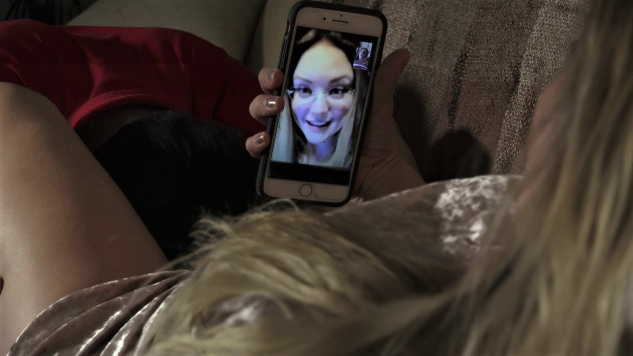 Gam Cam Grrl (2019)
