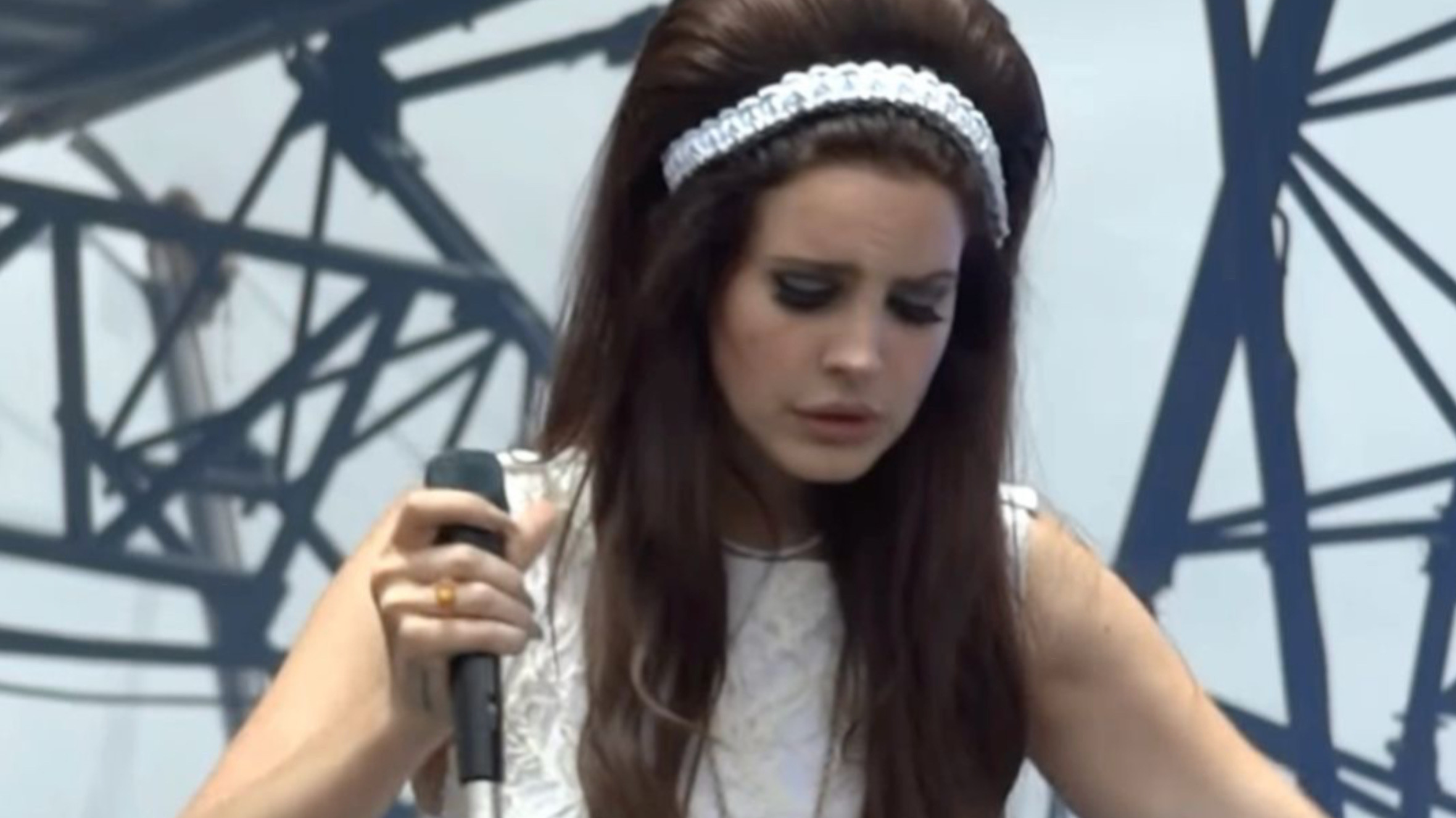 Lana Del Rey Million Dollar Man Performance 2012