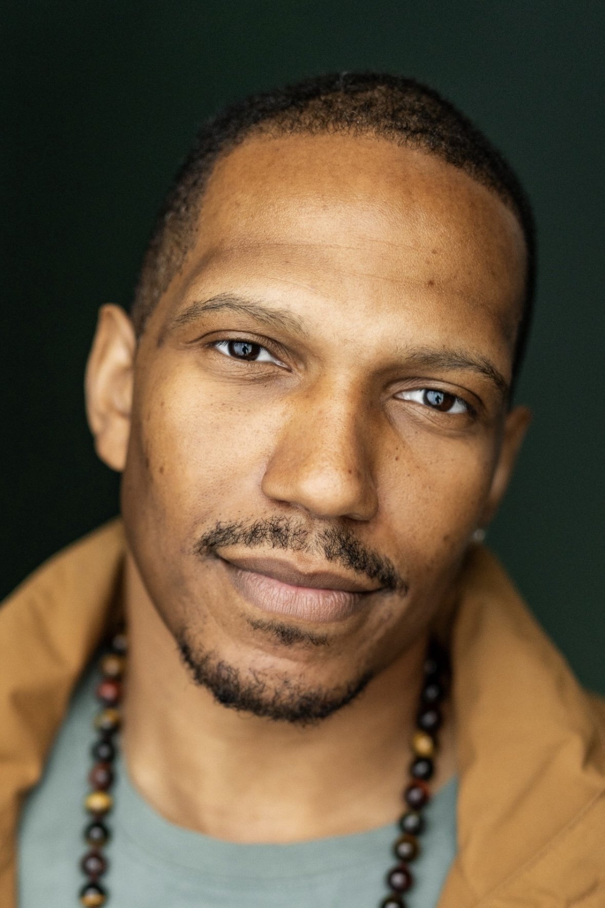 et billede af Harrison Daniels