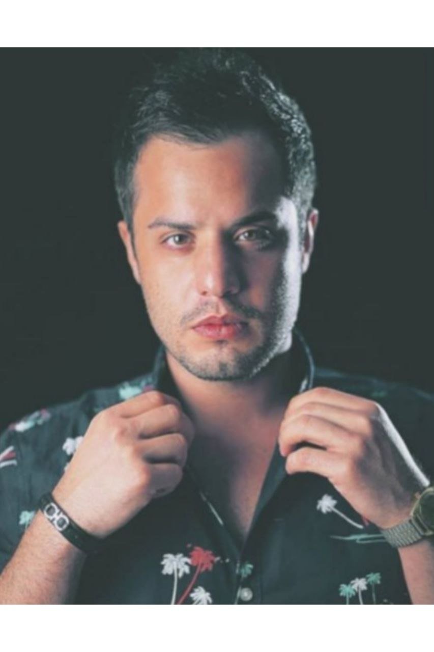 et billede af Pejvak Imani