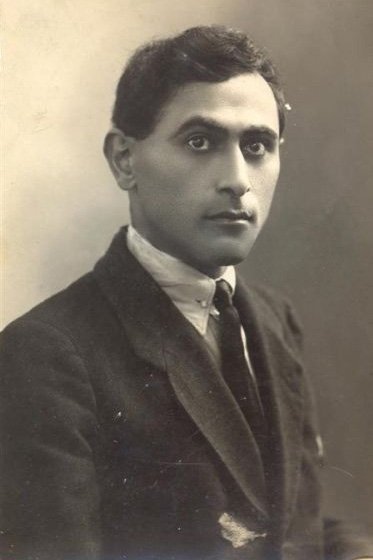 et billede af Rza Darabli