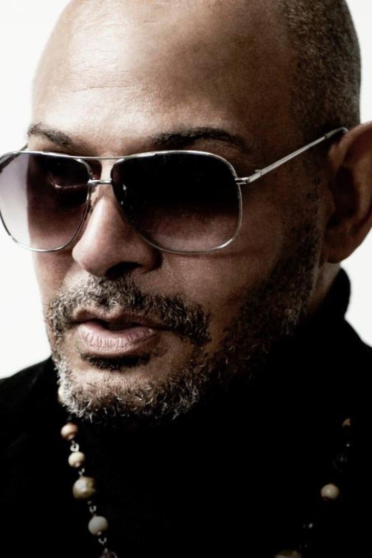 et billede af Barry Adamson