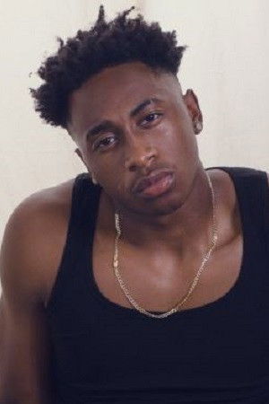 et billede af Davon Drake