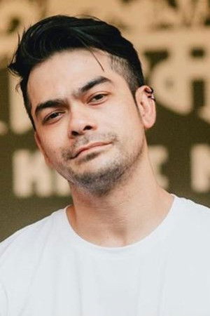 et billede af Kiky Drajat