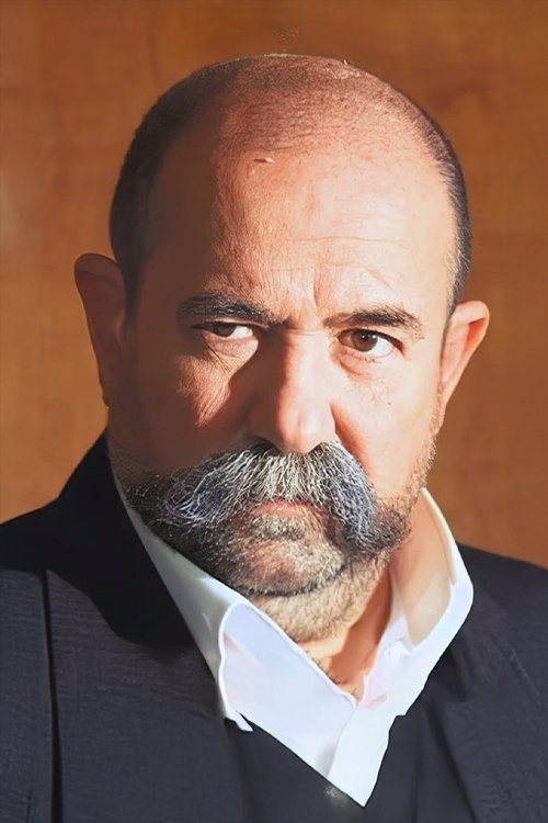 et billede af Güray Kip