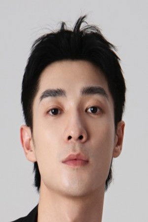 et billede af Qin Yiming