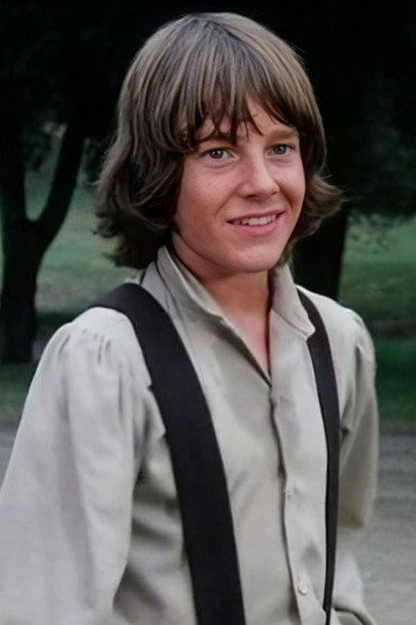 Profile Lindsay Kennedy with character Jeb Carter