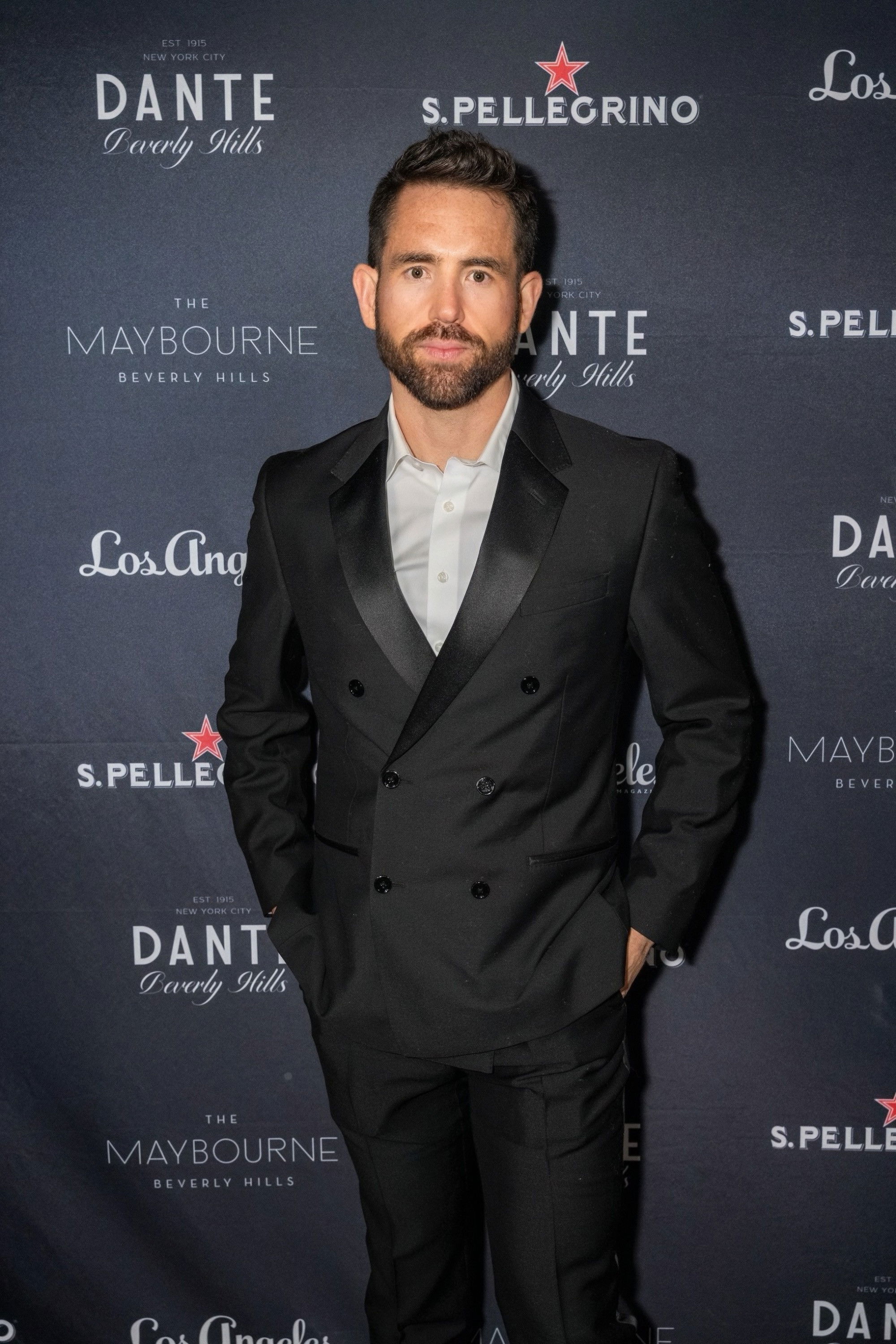 Andrew Curry backdrop