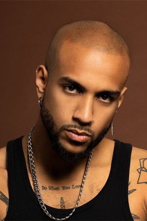 et billede af Dalvin Cory