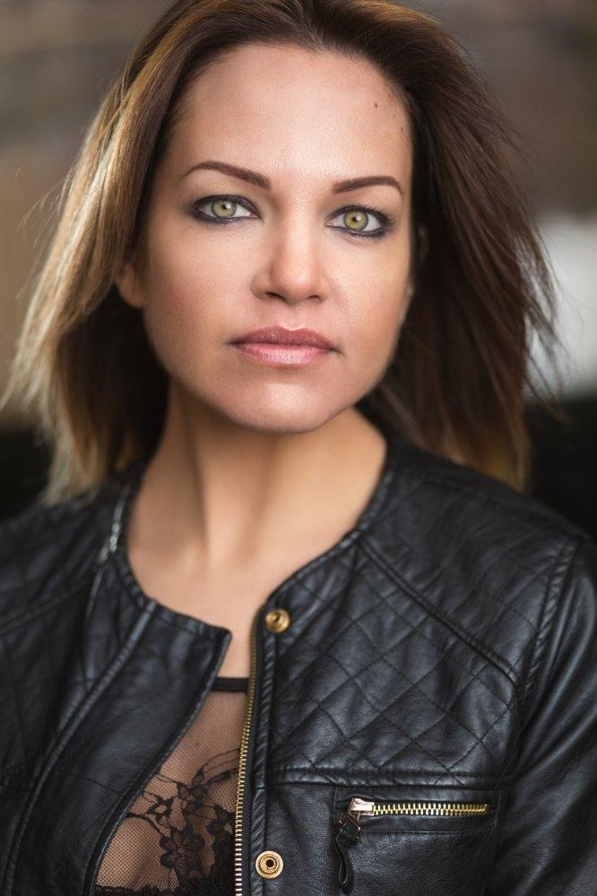 et billede af Joanne Matthews