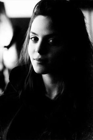 et billede af Natasha Choufani