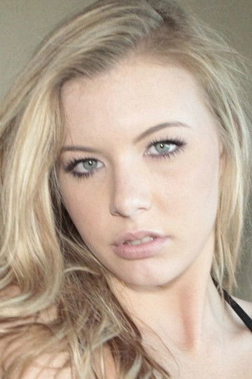 et billede af Lexi Davis