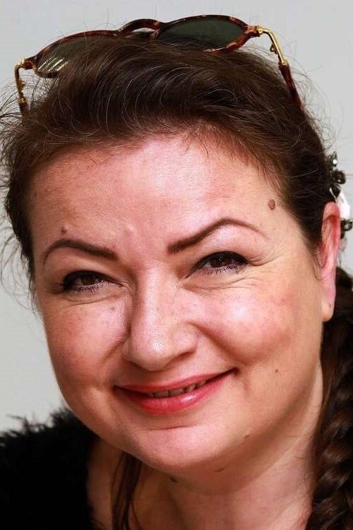 et billede af Lucy Harrison