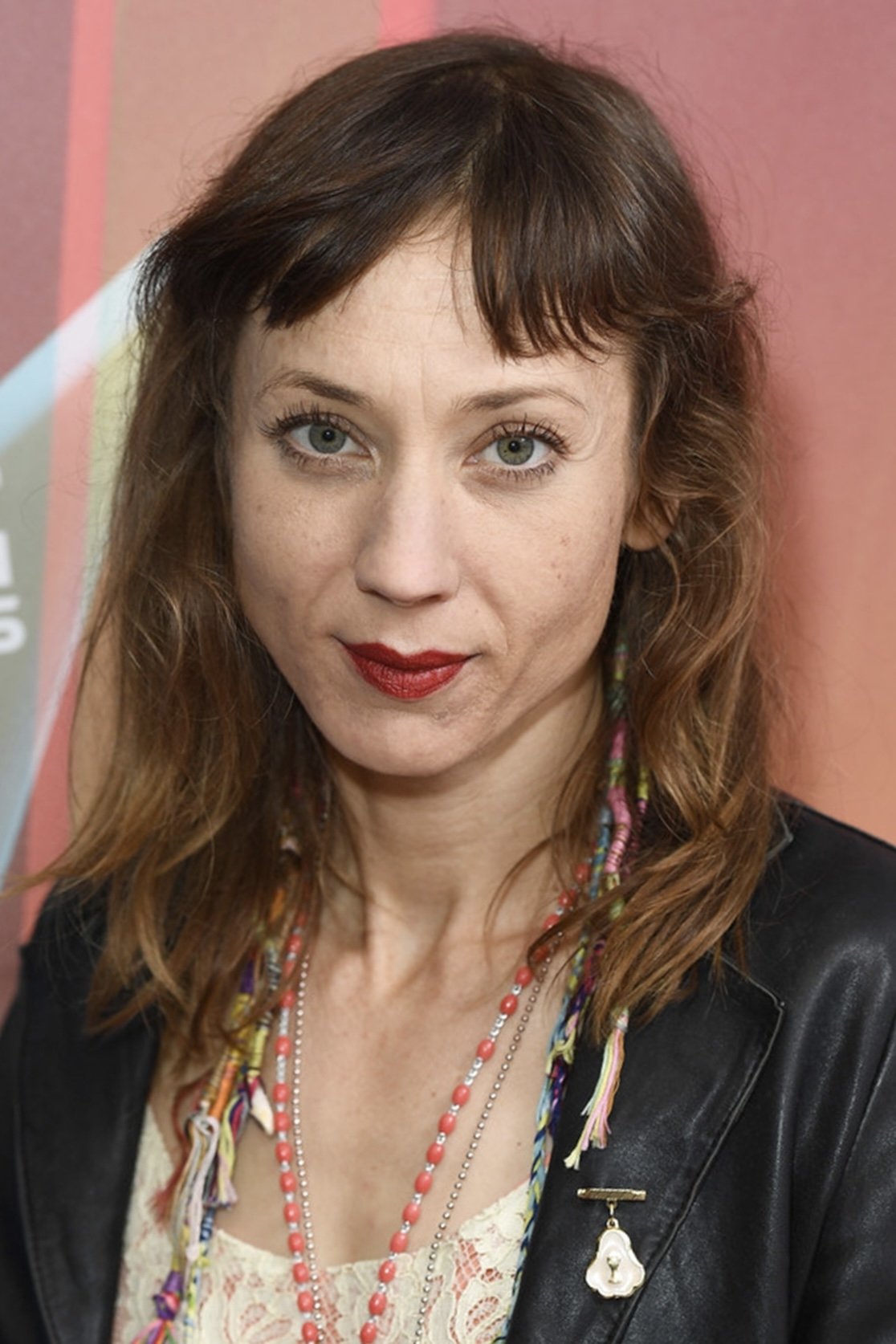 Annie Hardy's picture in the cast