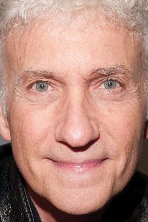 et billede af Dennis DeYoung