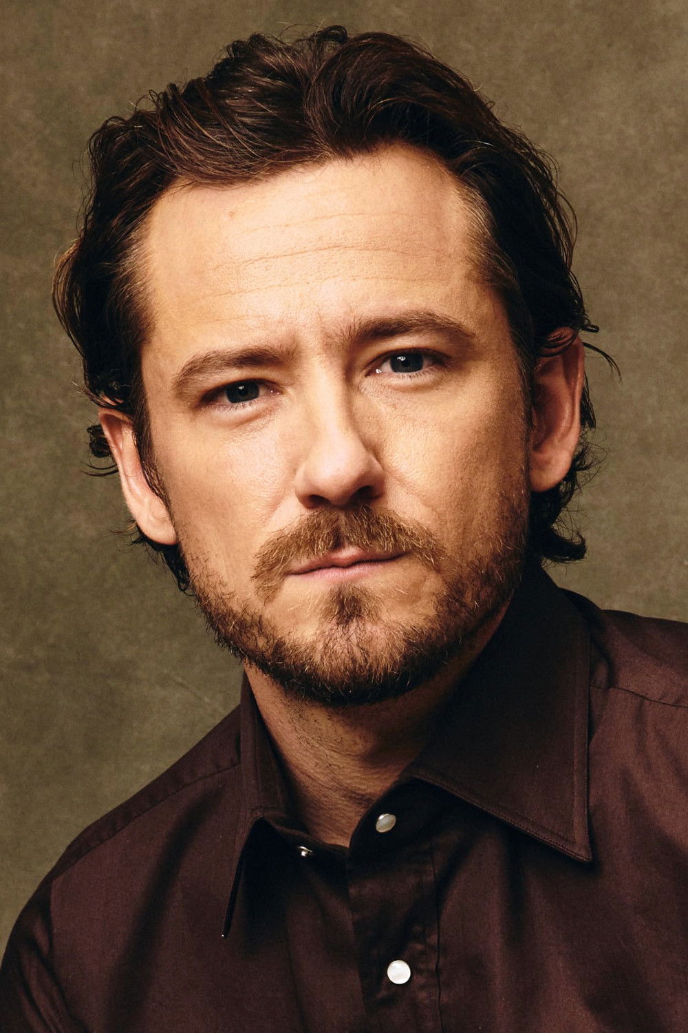 et billede af Lewis Pullman