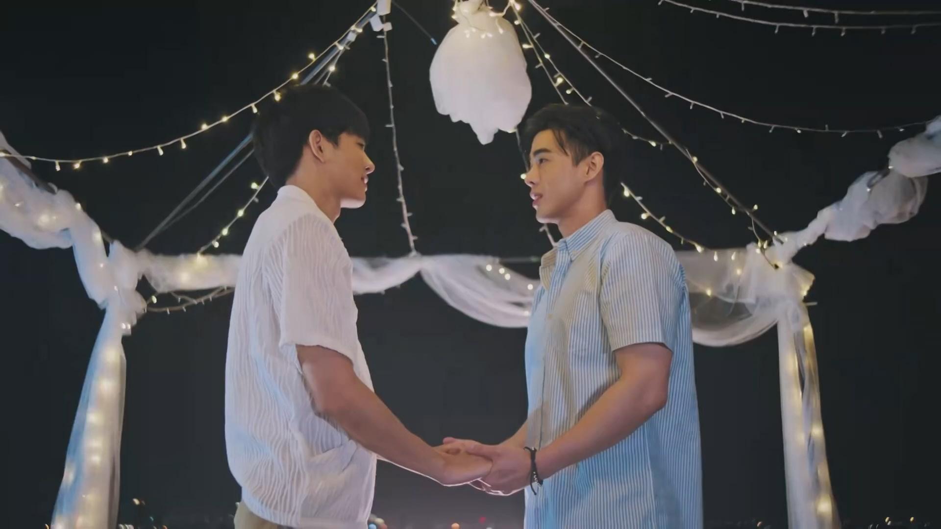 Thumbnail for Love Season 1 Episode 5