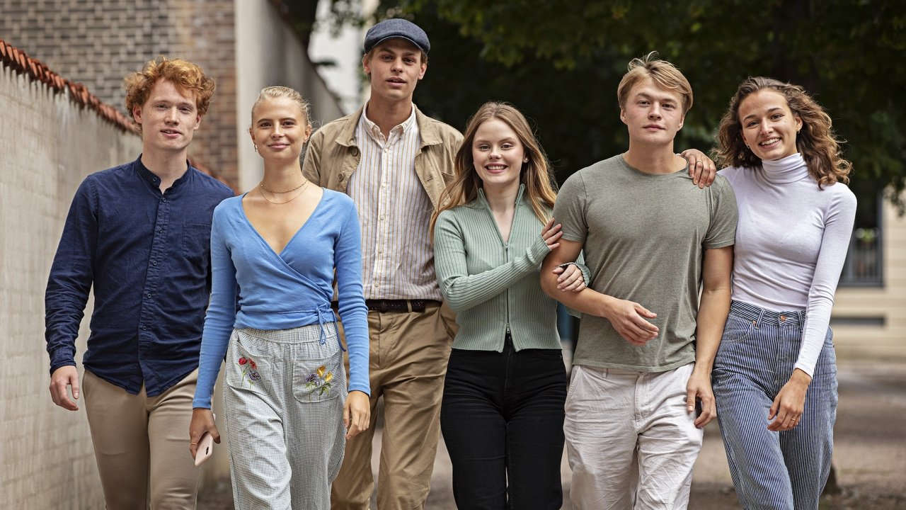 Pretty Young Thing (2022)