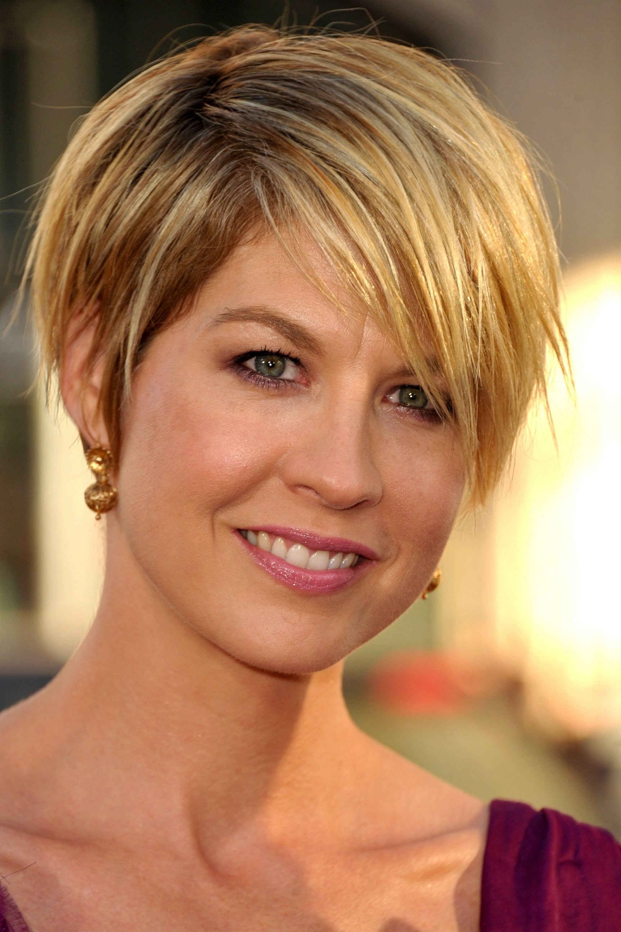 Jenna Elfman - Profile Images — The Movie Database (TMDb)