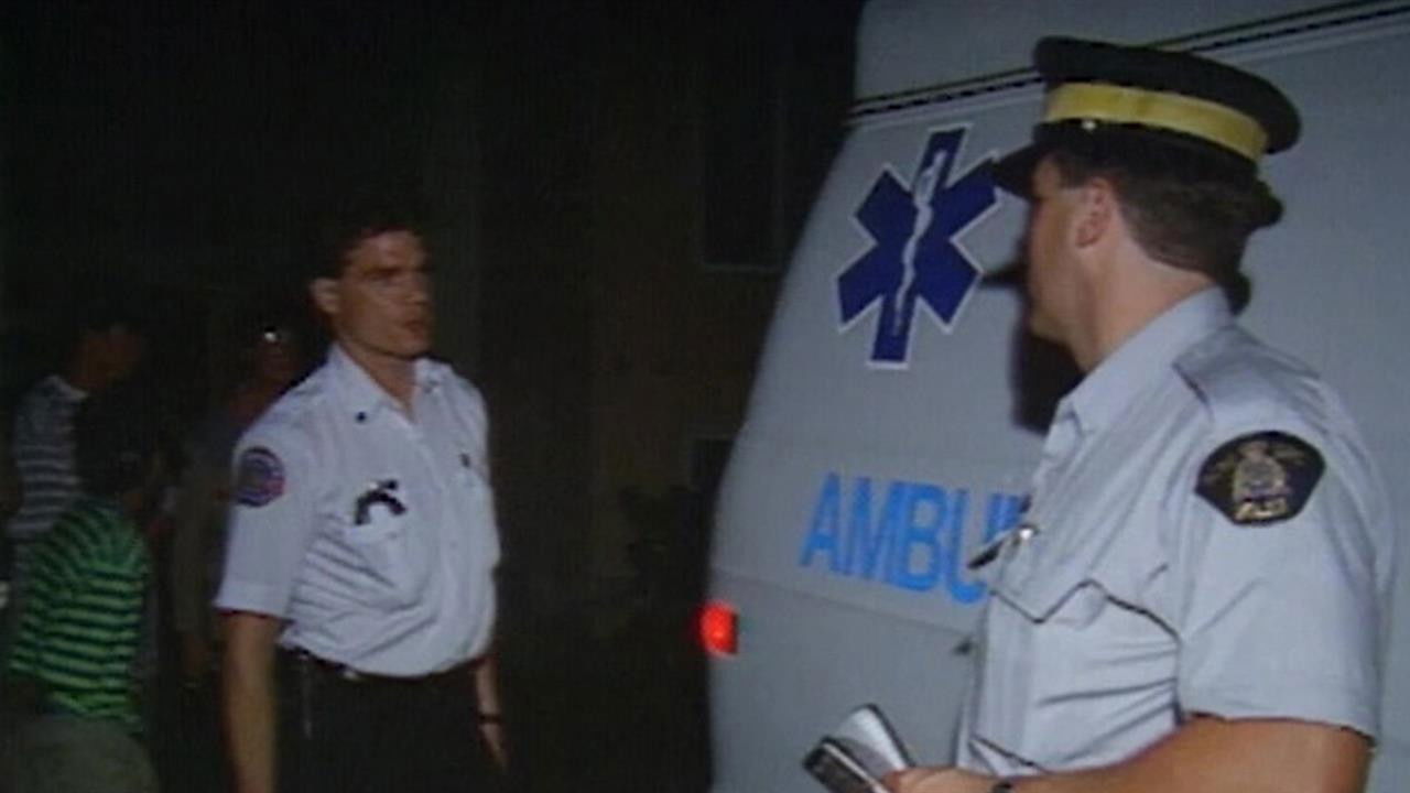 To Serve and Protect S02E08 backdrop