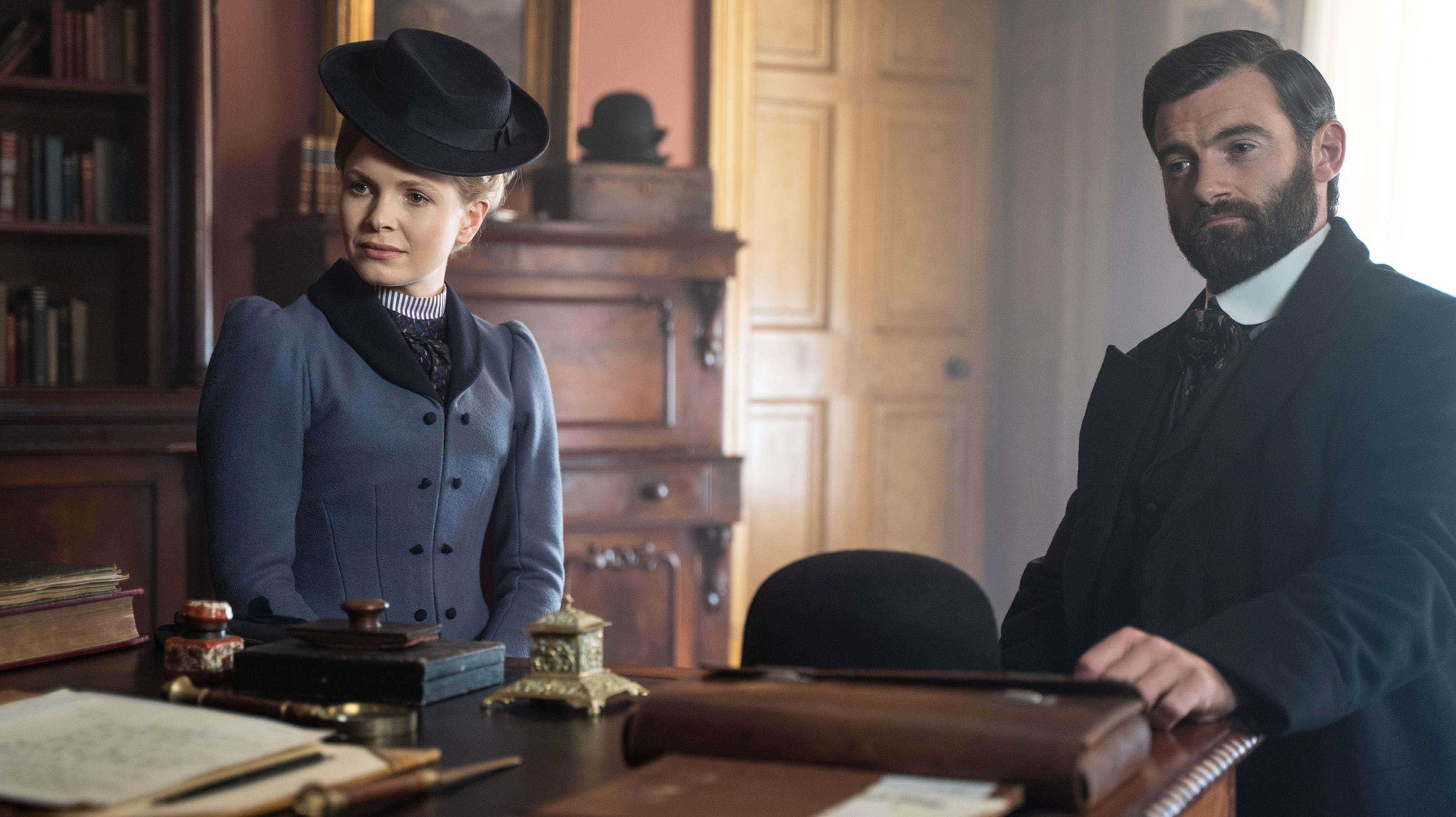 Miss Scarlet and the Duke
