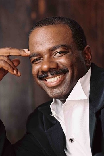 et billede af Lewis Dix Jr.