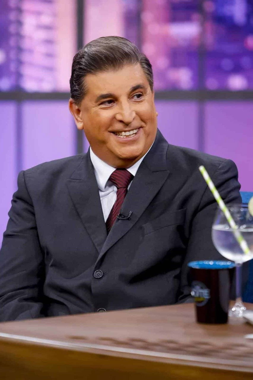 et billede af Carlos Nascimento