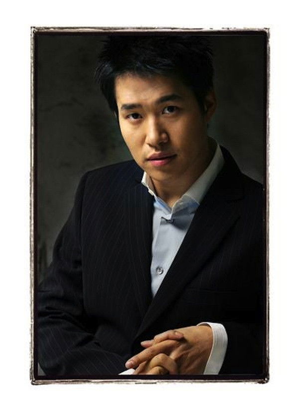 Yu Jun-sang - Profile Images — The Movie Database (TMDb)