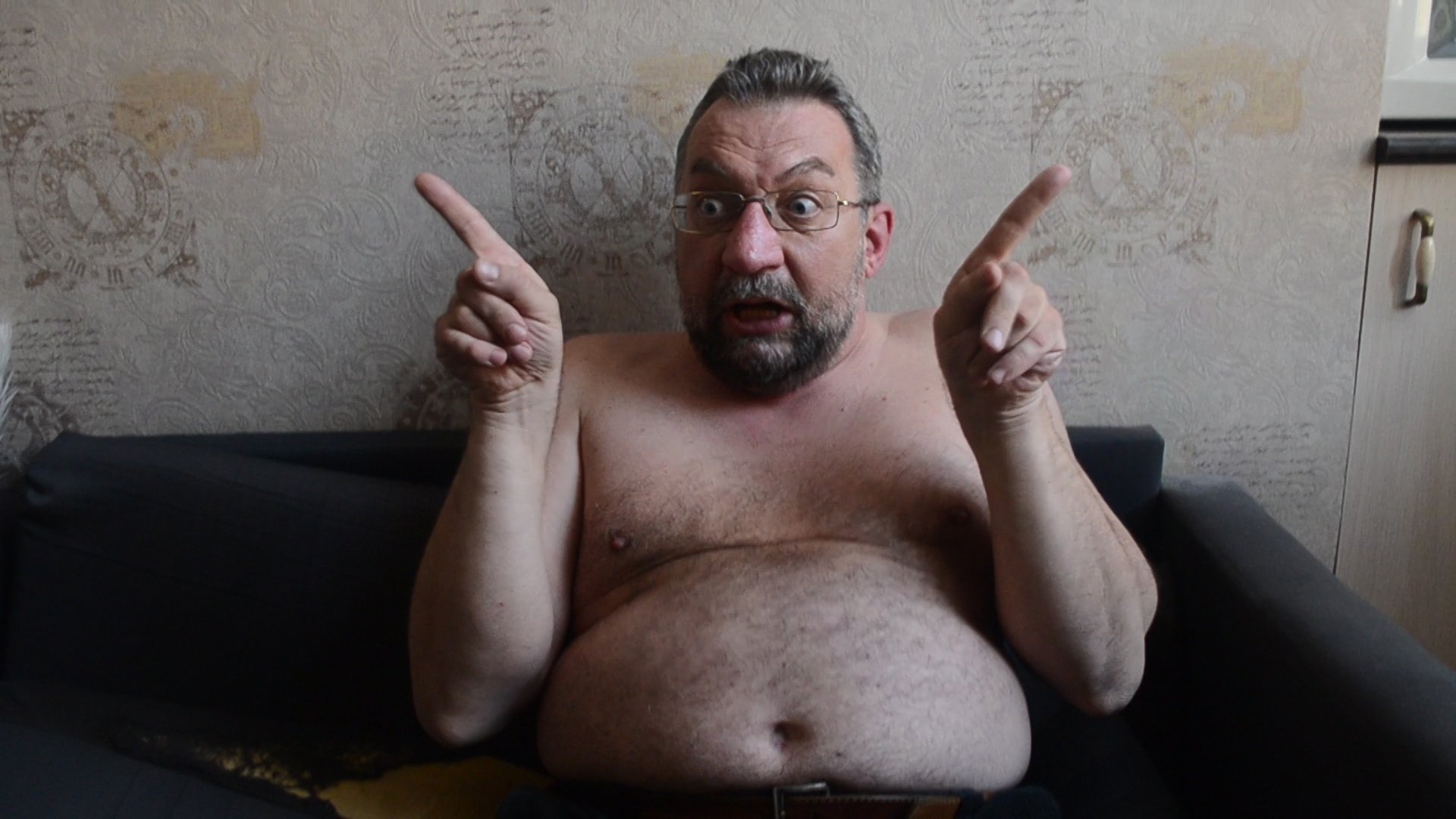 Imagem do Filme Я хочу ехать в лифте один