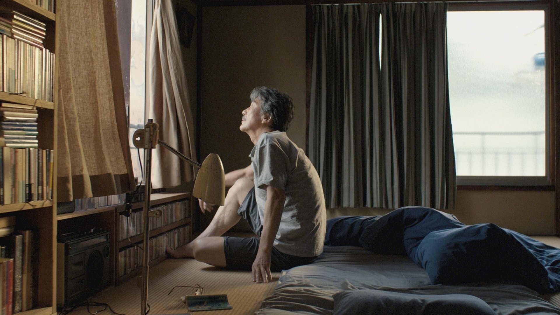 Perfect Days (2023)