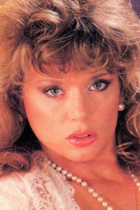 et billede af Tracey Adams