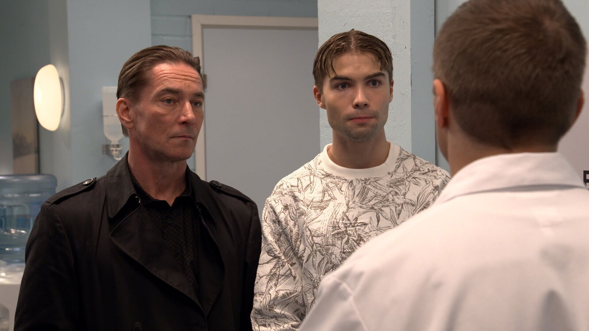 Secret Lives Season 28 :Episode 87  Episode 4877