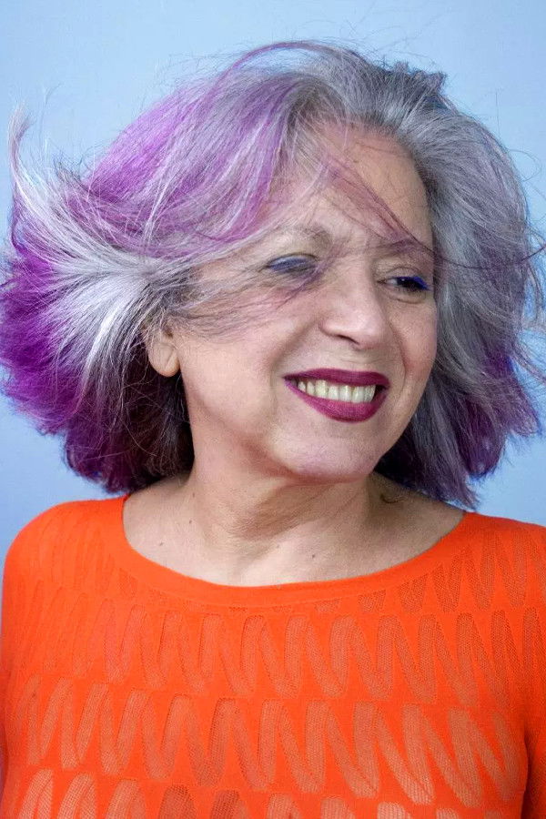 et billede af Tetê Espíndola