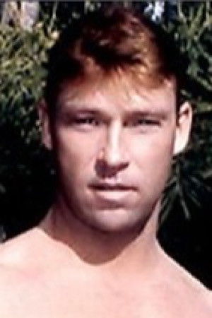 et billede af Allen Mathews