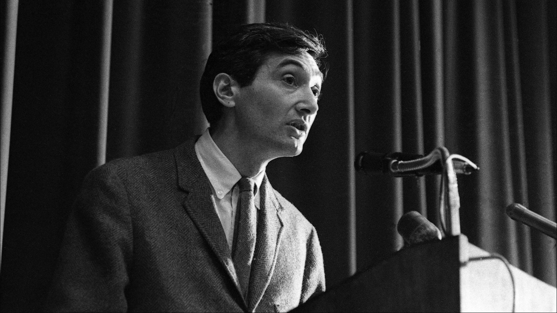 Howard Zinn: You Can't Be Neutral on a Moving Train (2004)