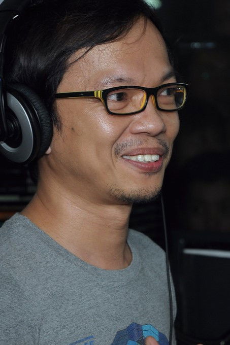 et billede af Francis Brew Reyes