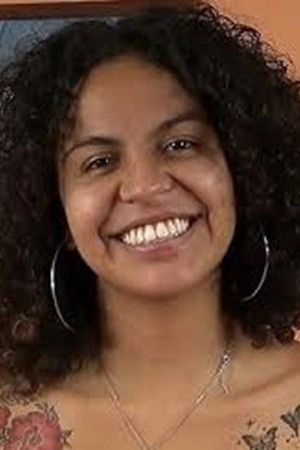 et billede af Alix Avery