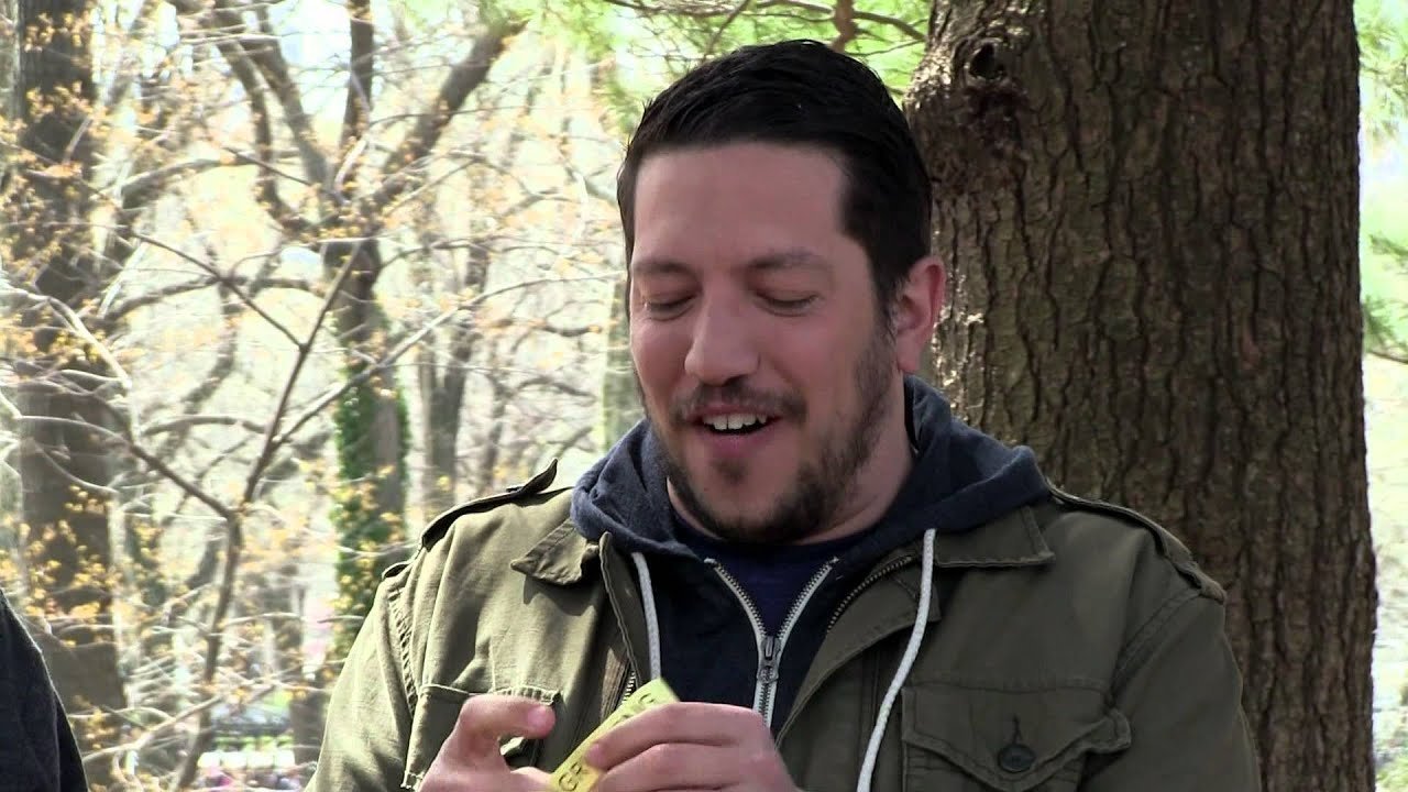 Impractical Jokers: S02E21 – Watch Impractical Jokers Online | Full