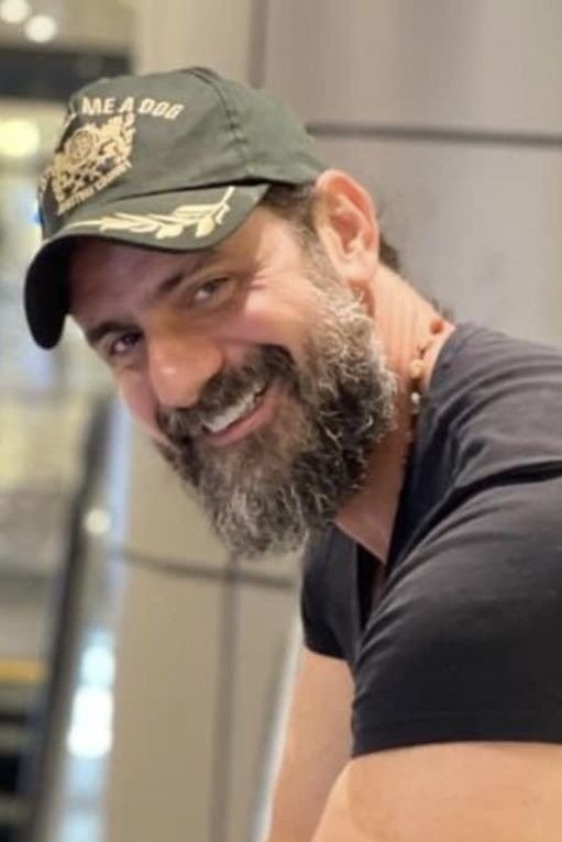 et billede af Amr Mahdi