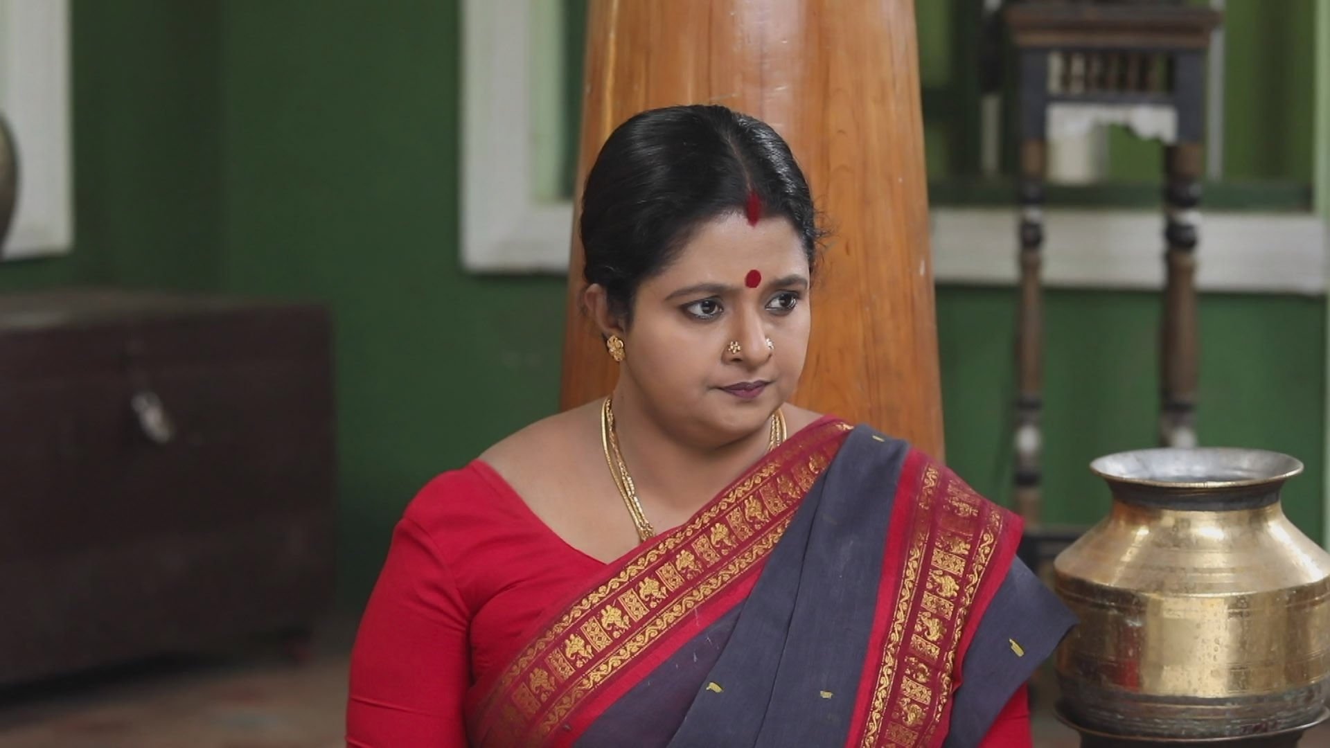 Thumbnail for Santhi Annoys Annalakshmi Season 1 Episode 102