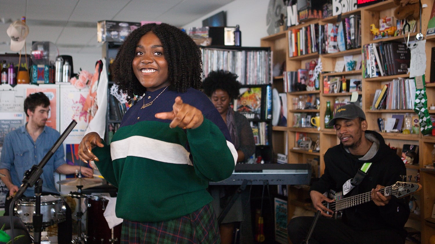 NPR Tiny Desk Concerts - Staffel 10 Folge 21 (1970)