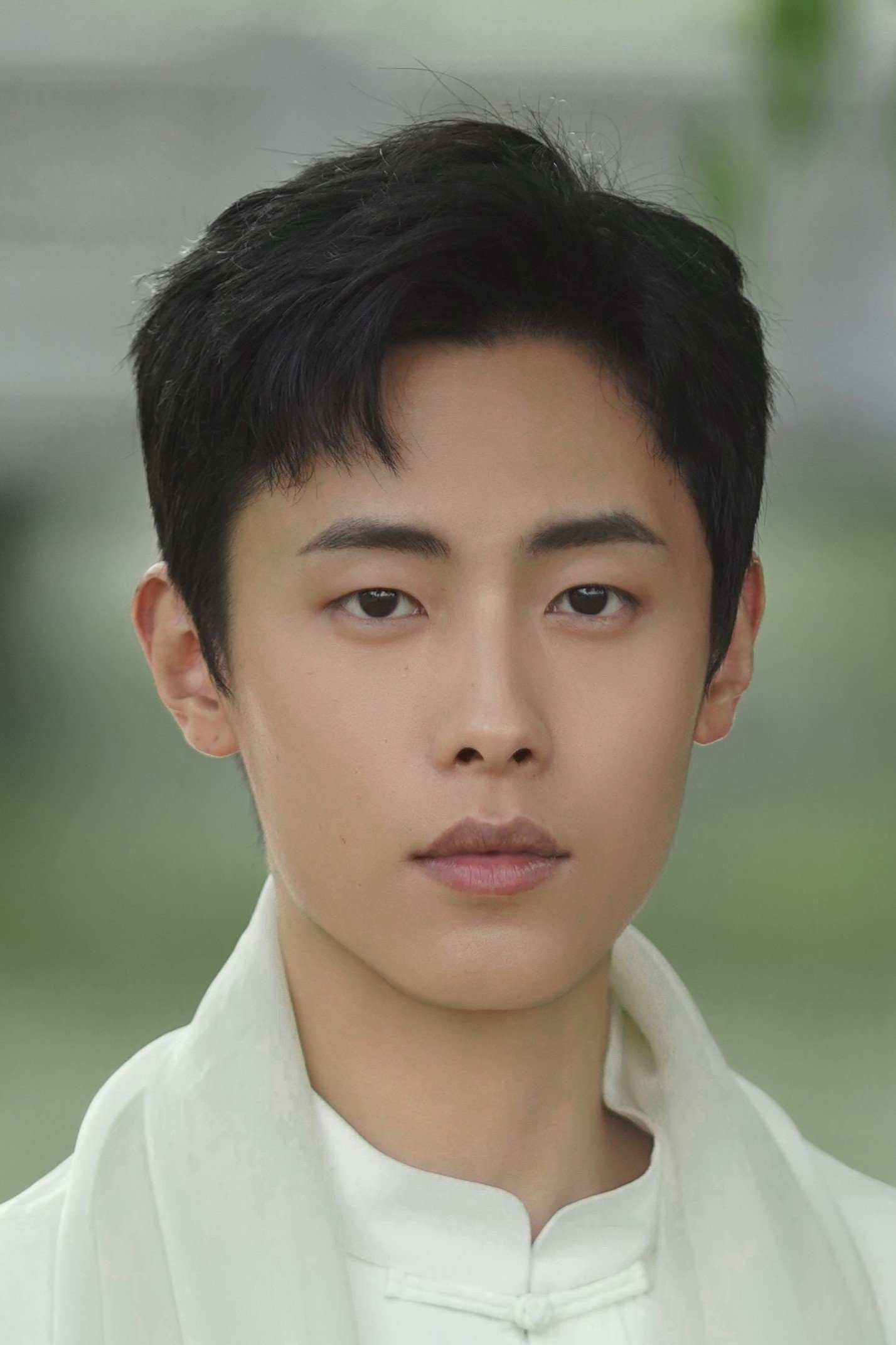 Dong Zifan's picture in the cast