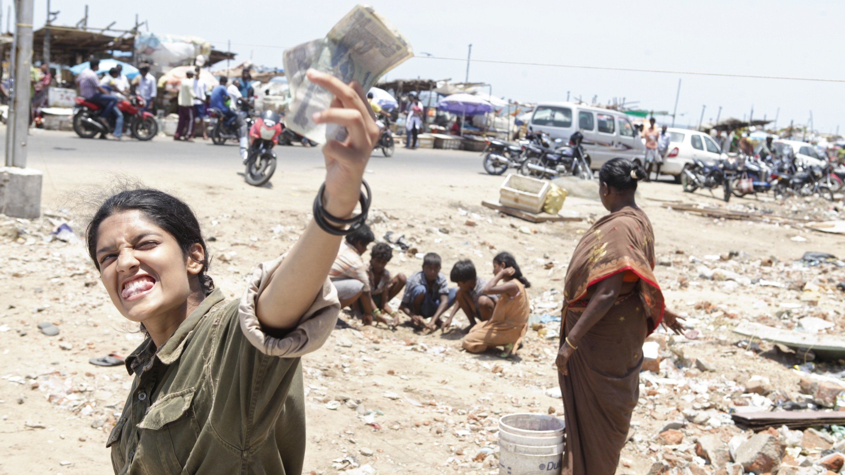 Irudhi Suttru (2016)
