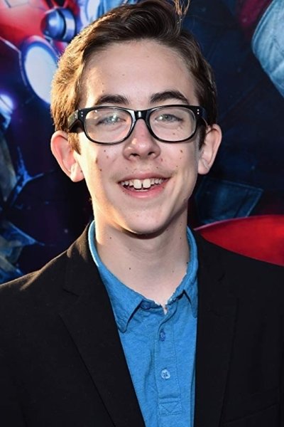 et billede af Augie Isaac