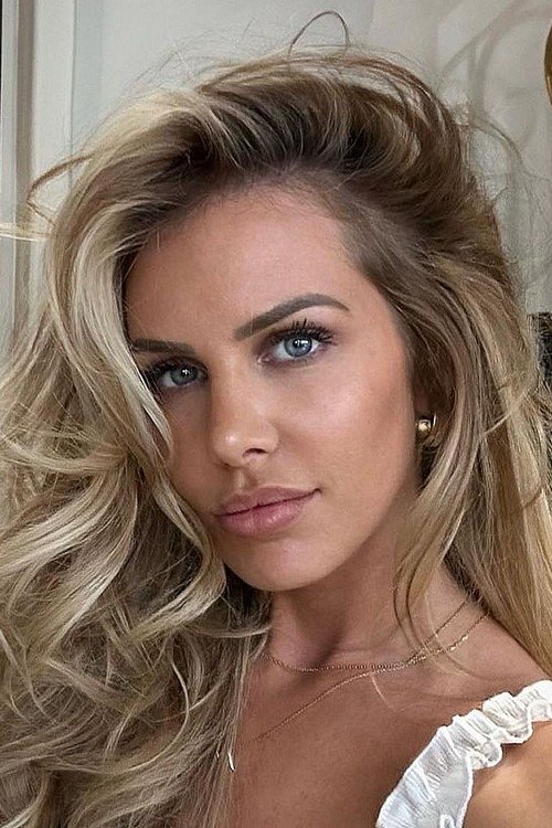 et billede af Adixia Romaniello