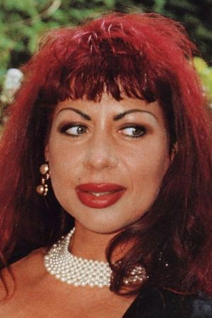 et billede af Gina Colany