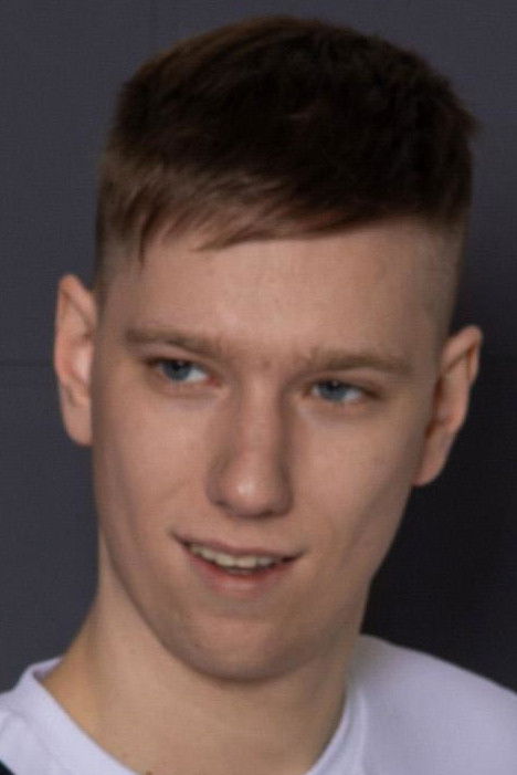 et billede af James Slot