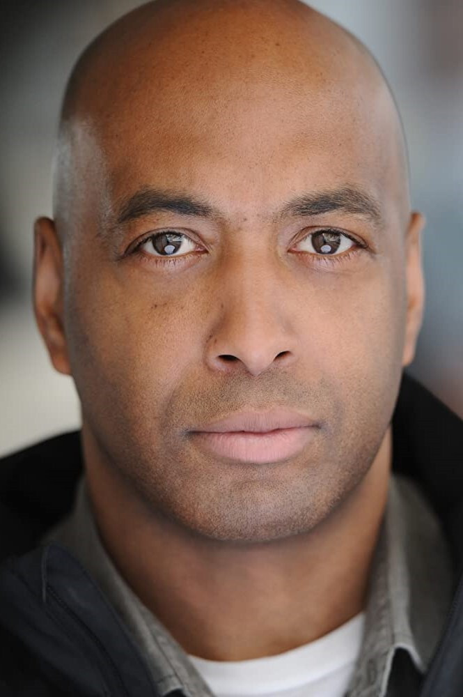 et billede af Brian Distance